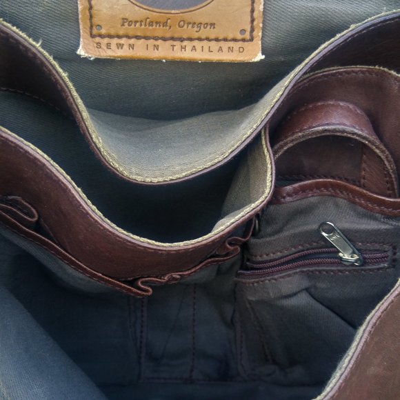 Ellington Vintage Pebbled Leather Messenger Crossbody Bag Adjustable Straps - Picture 3 of 10